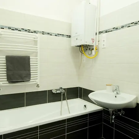 Apartment New Charming Home With Ac In Budapest Center