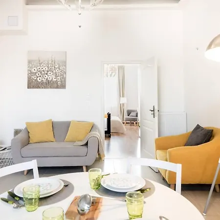 Appartamento New Charming Home With Ac In Budapest Center Budapest